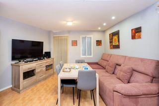 Casa adosada en venta en Avda. De los Ogíjares en Armilla