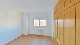 Piso en venta en Pradolongo en Madrid