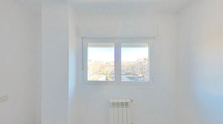 Piso en venta en Pradolongo en Madrid