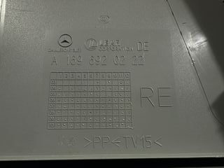 TAPIZADO PILAR DERECHO MERCEDES CLASE B W246