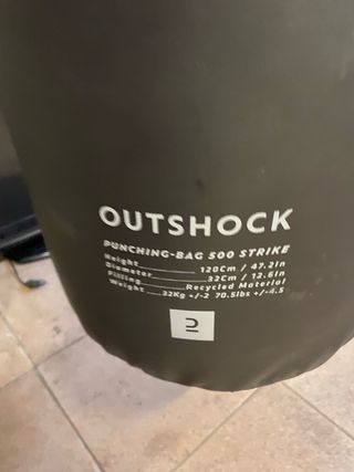 Saco de boxeo negro Soporte saco  Manoplas