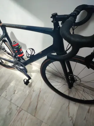 Bicicleta de carretera cube agree