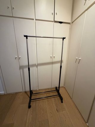 Burro perchero metálico y plástico