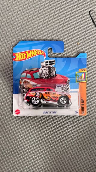 HotWheels Surf 'n Turf Rojo