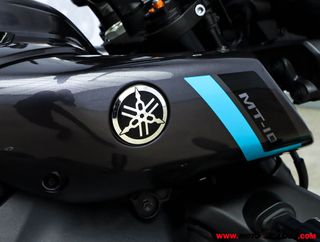YAMAHA MT-10 -GARANTÍA OFICIAL-