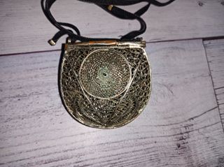 Antiguo Bolsito de Filigrana Metálico