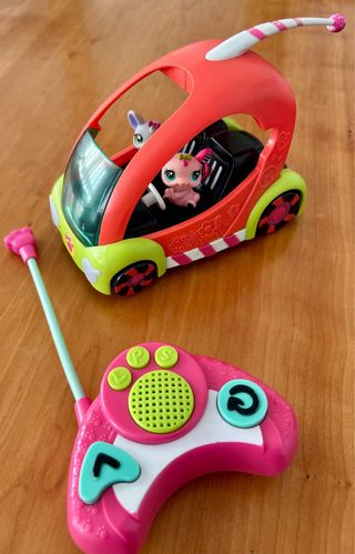 Littlest Pet Shop Coche Radio Control con figuras