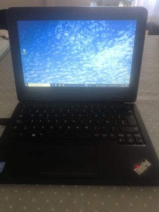 Portátil Lenovo Negro