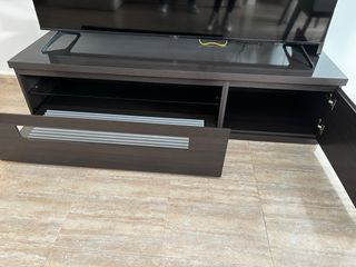 Mueble TV salón madera y cristal