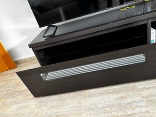 Mueble TV salón madera y cristal