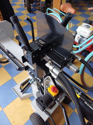 Astilladora Eléctrica OMEGA 12T