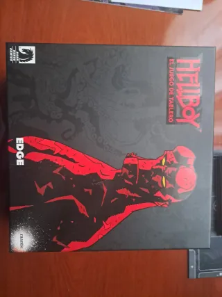Juego de mesa Hellboy edge + bote acrílico Vallejo
