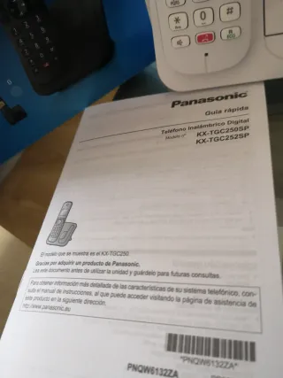 Teléfono Inalámbrico Panasonic KX-TGC250 Blanco