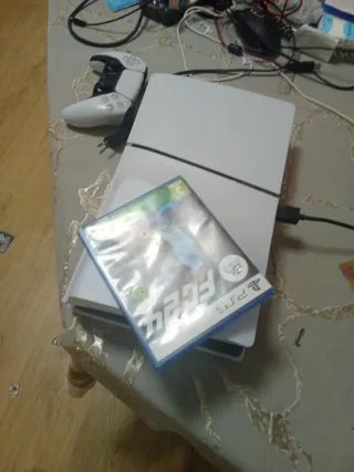 PlayStation 5 con juegos