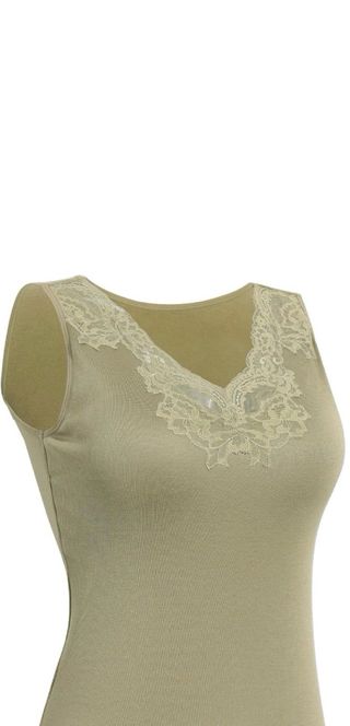 Camiseta térmica con sujetador encaje