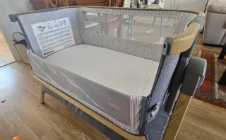 Minicuna colecho madera y textil gris