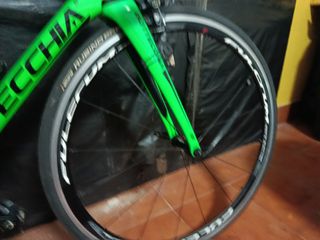 Bicicleta de carbono BOTTECHIA