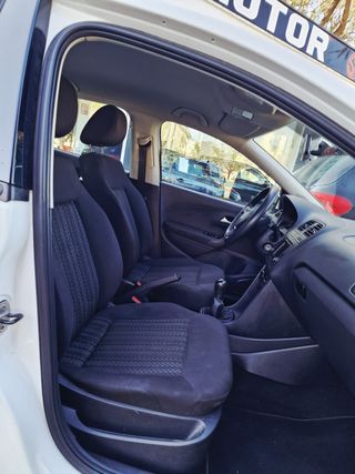 Volkswagen Polo 2015