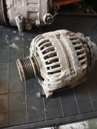 Alternador Bosch Golf 4 TDI 028 903 028 E