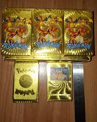 Cartas Pokémon Doradas Charizard VMAX