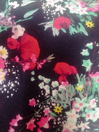 Vestido floral Pull&Bear Talla M