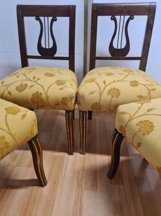 4 Sillas de caoba con pan de oro