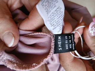 Vestido de fiesta rosa y morado