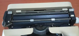 Máquina de escribir Olivetti Lettera 35 Vintage