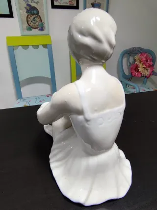 Figura bailarina porcelana años 60 y perrito