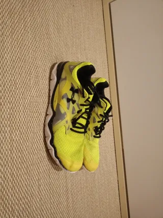 Zapatillas Under Armour Micro G Monza