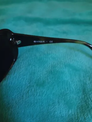 Gafas de sol Vogue con estuche original