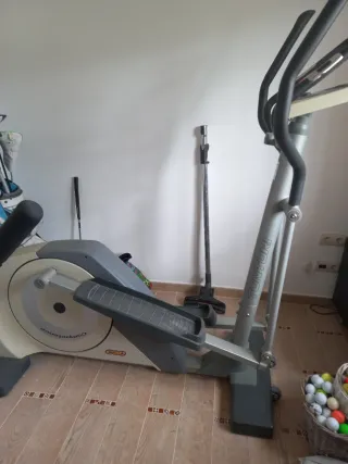 Elíptica Tunturi Competence C50