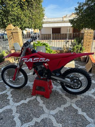 Moto GAS GAS MC 125 2022