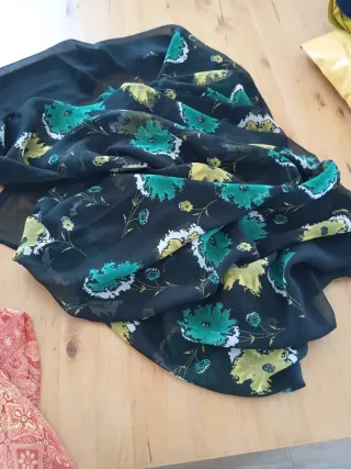 Stola grande elegante in voile