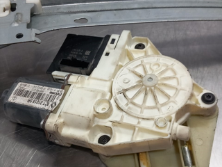 ELEVALUNAS TRASERO IZQUIERDO RENAULT MEGANE III B