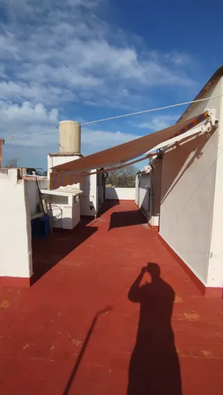 Toldo extensible rayas gris y amarillo