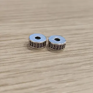 Clip Charm Pandora Plata y Morado