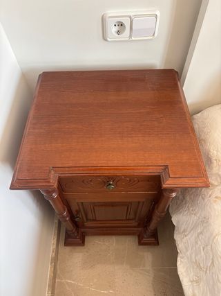 Comodini in legno in vendita