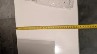 Escritorio en L blanco y madera