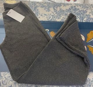 Conjunto ZARA Jersey y Pantalón Gris Talla M NUEVO