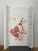 Cambiador bebé con diseño de conejito