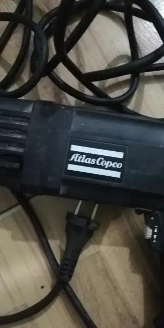 Taladro percutor Atlas Copco