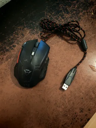 Ratón USB Trust Negro y Rojo