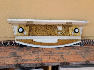 Bandeja Trasera BMW E90 Negra con Altavoces