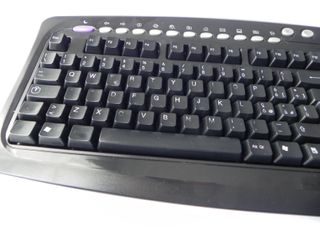 Teclado Inalámbrico PS2 / USB Italiano, LEER