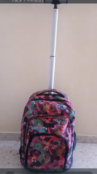 Mochila con ruedas nueva a estrenar