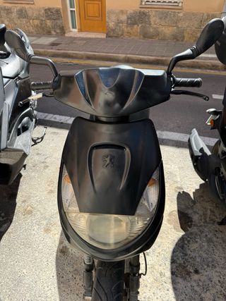 Peugeot Vivacity 50 Ciclomotor Negro