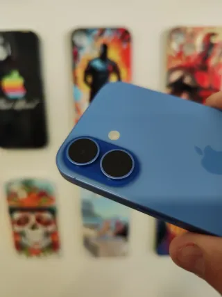 iPhone 16 Blu - Batteria 100%