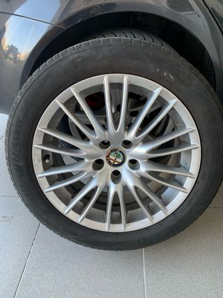 4 Llantas y Ruedas Alfa Romeo
