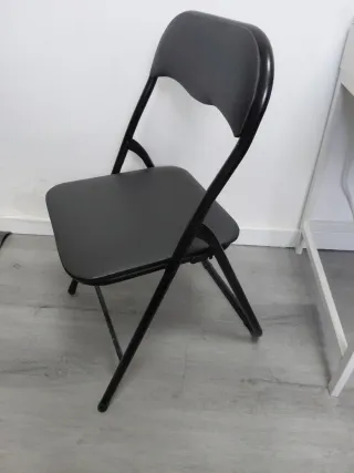 Silla de oficina plegable negra
